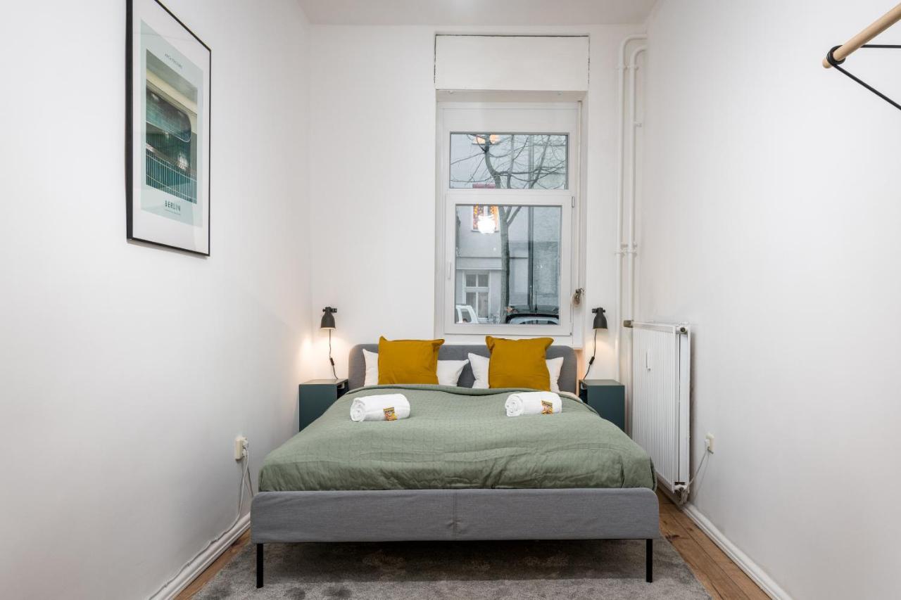 Super Zentral Super Schoener Altbau In Moabit Rostockerstrasse Im Herzen Von Berlin Fuer Bis Zu 6 Personen Экстерьер фото
